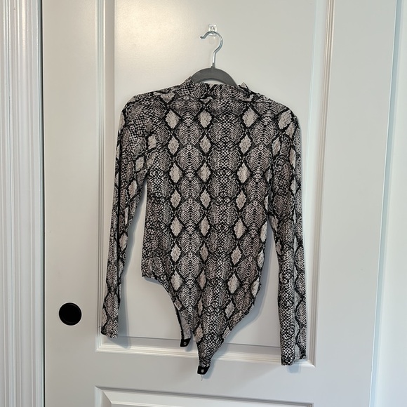 Women’s Snakeskin Mock Neck Body Suit - Picture 2 of 3
